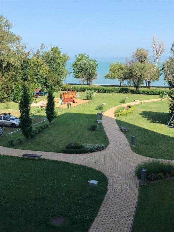 Sunrise Apartman Siófok Exteriör bild
