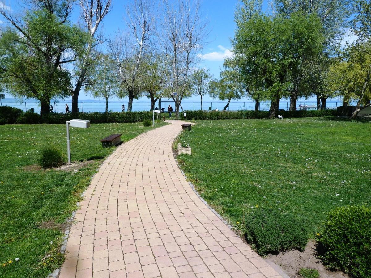 Sunrise Apartman Siófok Exteriör bild