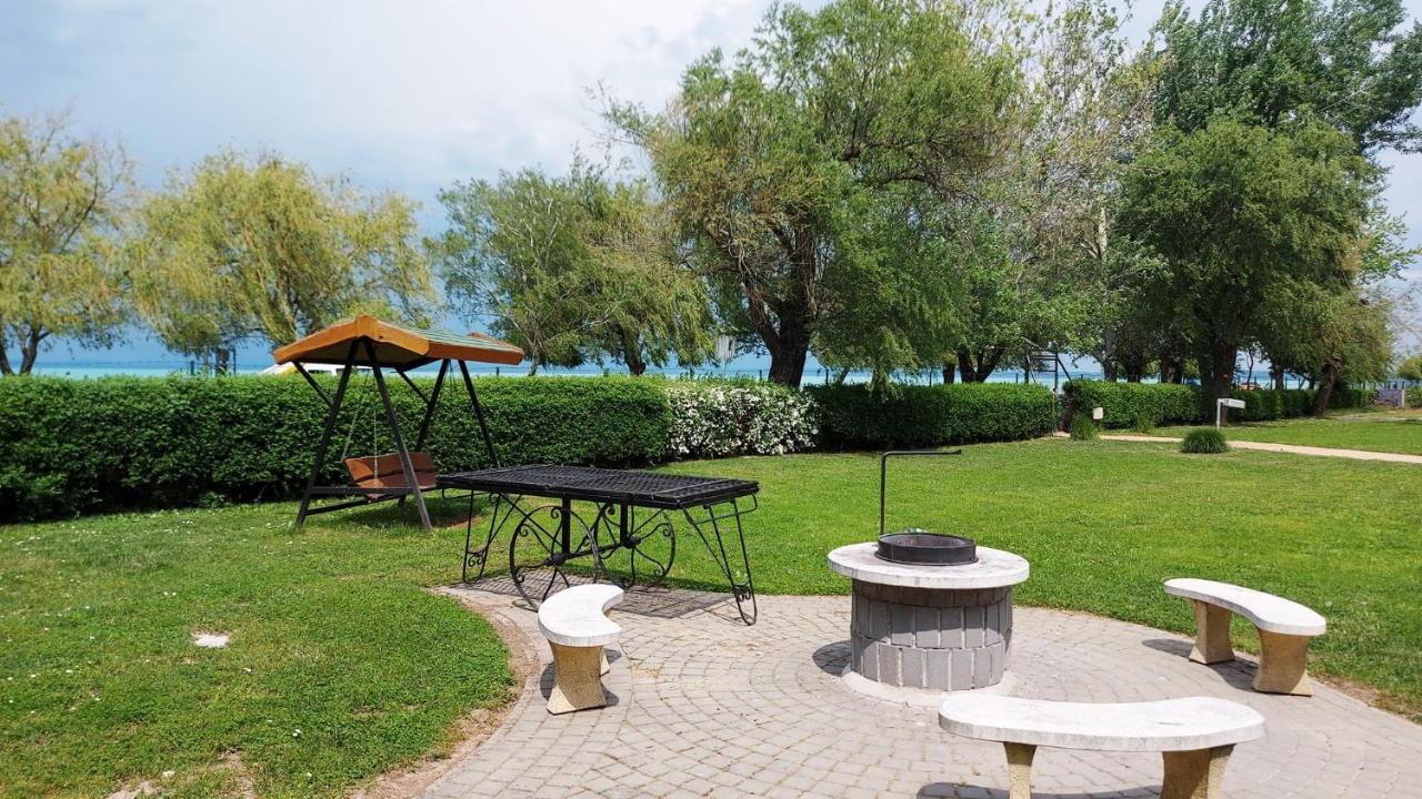 Sunrise Apartman Siófok Exteriör bild